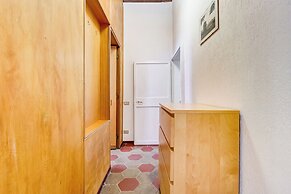 Spanish Steps Spacious Apartment