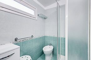 Spanish Steps Spacious Apartment