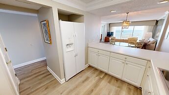 Beach House 202a 2 Bedroom Condo