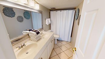 Beach House 202a 2 Bedroom Condo