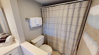 Beach House 202a 2 Bedroom Condo