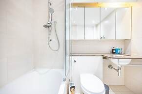 Chizzy Superior One Bed Apartment