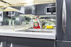 Chizzy Superior One Bed Apartment