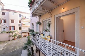 Viva - 2 bedroom apt in city centar