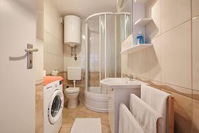 Viva - 2 bedroom apt in city centar