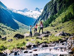 Exclusive Apartment Near Mittersill