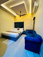 Kashvi hotels