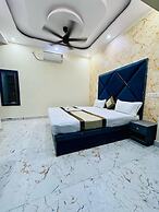 Kashvi hotels