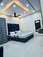 Kashvi hotels
