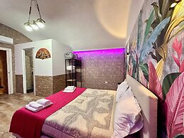 Window in the Stone Naples