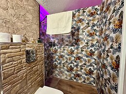 Window in the Stone Naples