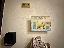 Window in the Stone Naples