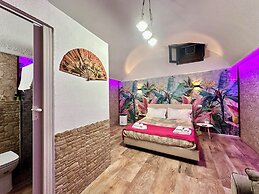 Window in the Stone Naples