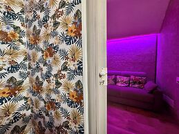 Window in the Stone Naples