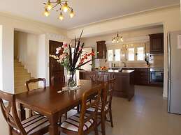 Villa Mandola in Tzamarelata