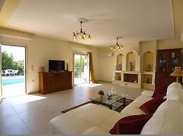 Villa Mandola in Tzamarelata