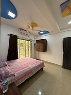 Nadkar Holiday Inn