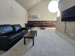 Historic Griffin Hotel