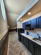 Historic Griffin Hotel