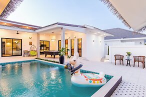 Full moon Bay hua hin Cha-am
