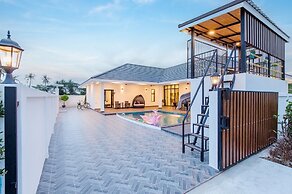 Full moon Bay hua hin Cha-am