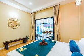 Full moon Bay hua hin Cha-am