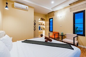 Full moon Bay hua hin Cha-am