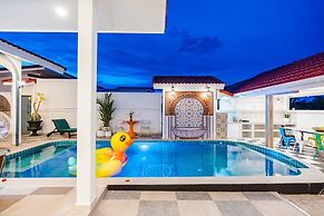 Full moon Bay hua hin Cha-am