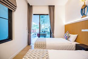 Full moon Bay hua hin Cha-am