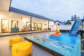 Full moon Bay hua hin Cha-am