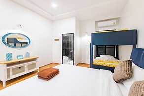 Full moon Bay hua hin Cha-am