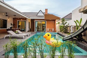 Full moon Bay hua hin Cha-am