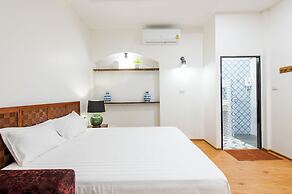 Full moon Bay hua hin Cha-am