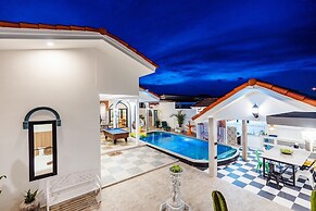 Full moon Bay hua hin Cha-am