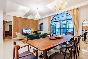 Full moon Bay hua hin Cha-am