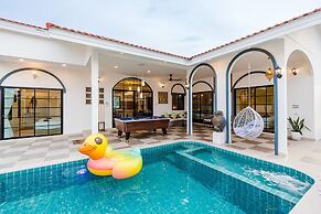 Full moon Bay hua hin Cha-am