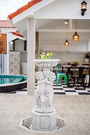 Full moon Bay hua hin Cha-am