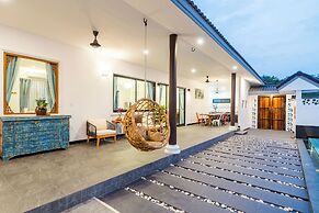 Full moon Bay hua hin Cha-am