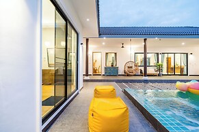 Full moon Bay hua hin Cha-am