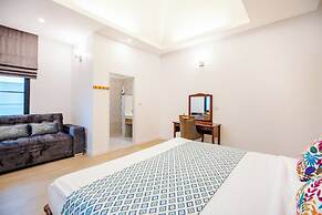 Full moon Bay hua hin Cha-am