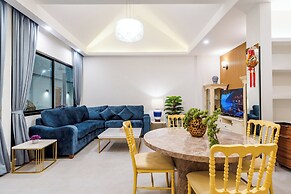 Full moon Bay hua hin Cha-am