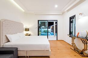 Full moon Bay hua hin Cha-am