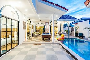 Full moon Bay hua hin Cha-am