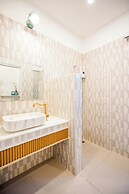 Full moon Bay hua hin Cha-am