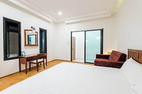 Full moon Bay hua hin Cha-am