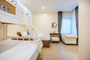 Full moon Bay hua hin Cha-am