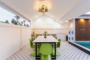 Full moon Bay hua hin Cha-am