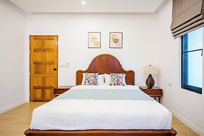 Full moon Bay hua hin Cha-am