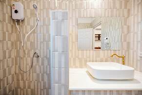 Full moon Bay hua hin Cha-am