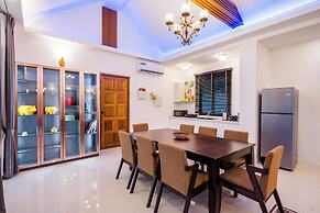 Full moon Bay hua hin Cha-am